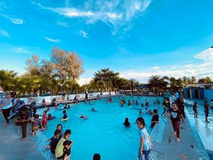 Dgeting Beach Resort Tumpat Εξωτερικό φωτογραφία