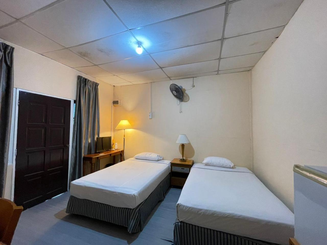 Dgeting Beach Resort Tumpat Εξωτερικό φωτογραφία
